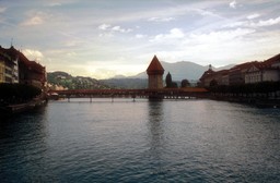 Luzern: Kapellbrücke, Vierwaldstätter See, Rigi Luzern: Kapellbrücke, Vierwaldstätter See, Rigi